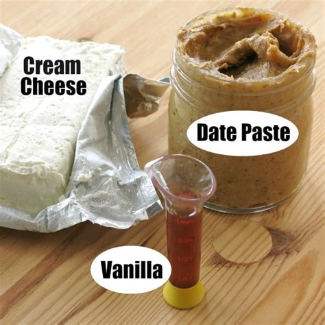 healthy-cream-cheese-frosting-with-date-paste image