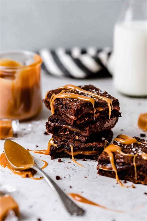 caramel-filled-brownies-brownies-stuffed-with-caramel image