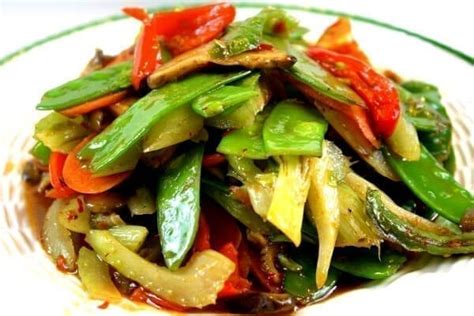 everyday-vegetable-stir-fry-the-woks-of-life image