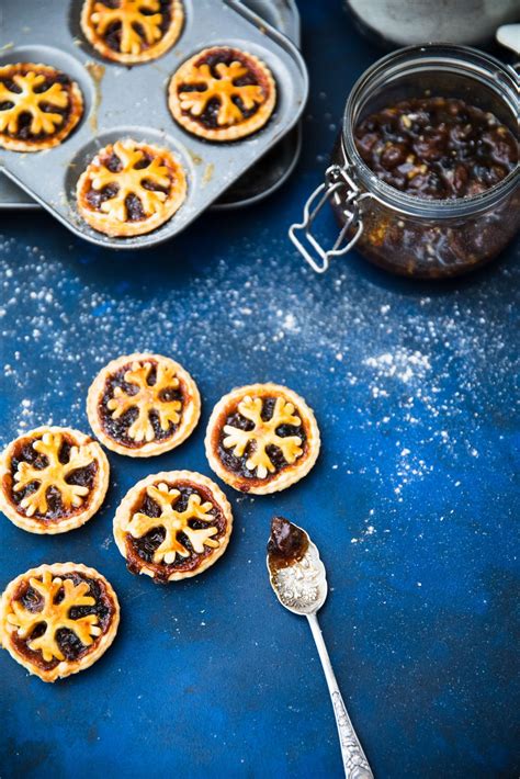 ultimate-mince-pies-with-homemade-mincemeat-by image