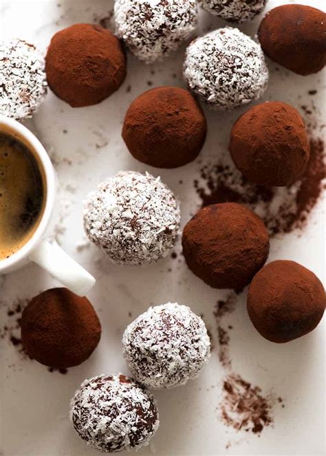easy-chocolate-truffles image