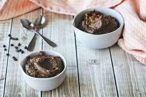 chocolate-avocado-pudding-vegan-and-dairy-free image
