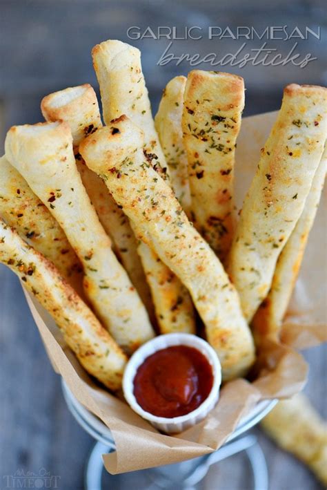 garlic-parmesan-breadsticks-mom-on-timeout image