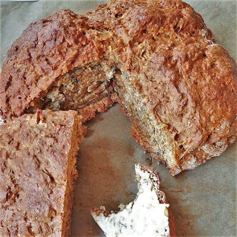 easy-wholemeal-soda-bread-no-yeast-required-foodle image