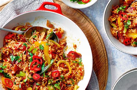 one-pan-mexican-style-spiced-rice-tesco-real-food image