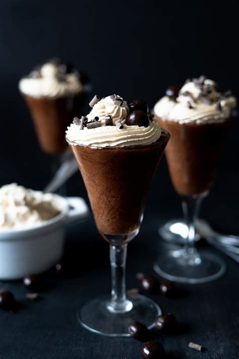 irish-cream-coffee-mousse-the-delicious-spoon image