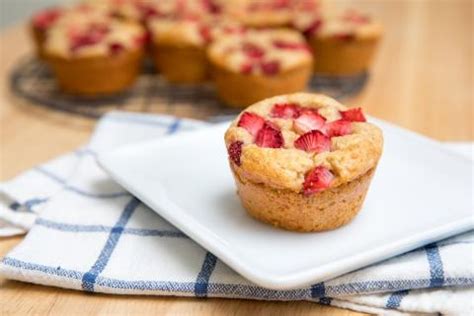 flourless-yogurt-blender-muffins-canadas-food-guide image