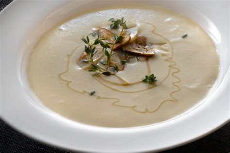 creamy-roasted-garlic-soup-canadian-goodness image