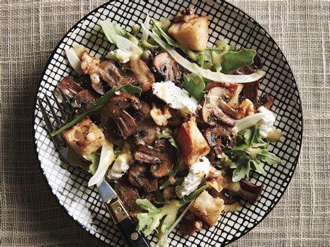 18-winter-salads-that-youll-actually-want-to-eat image