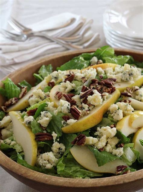 romaine-salad-with-pears-blue-cheese-and-pecans image
