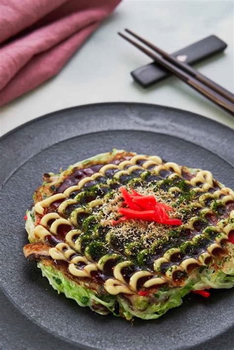 traditional-vegan-okonomiyaki-recipe-お好み焼き image