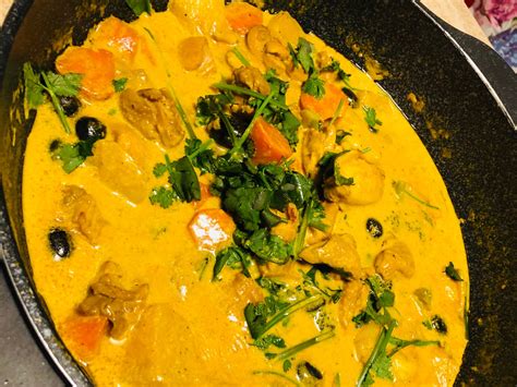 macanese-portuguese-chicken-curry image
