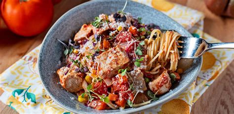 angel-hair-pasta-with-chicken-and-vegetables-chickenca image