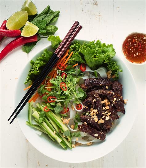 bun-bo-xao-vietnamese-beef-noodle-salad-glebe image