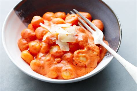 one-pot-gnocchi-with-vodka-sauce-love-and-olive-oil image