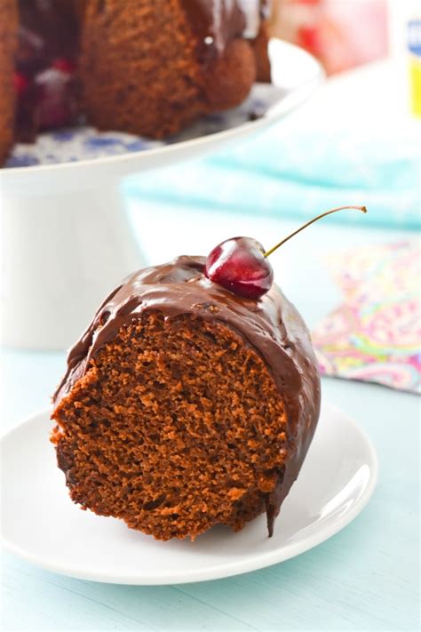chocolate-cake-frosting-made-out-of-mayonnaise image