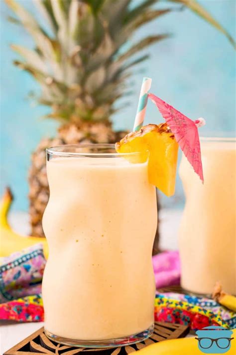pineapple-smoothies-the-country-cook image