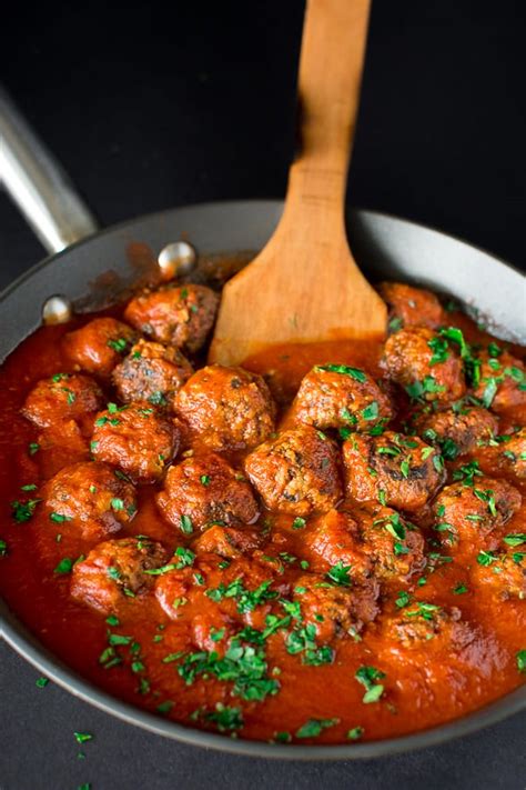 vegetarian-mushroom-meatballs-cooktoria image