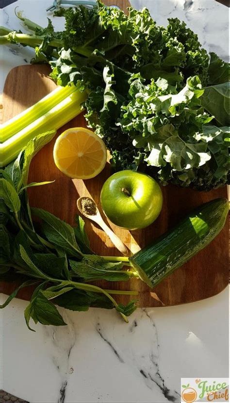 super-lean-green-juice-recipe-the-juice-chief image