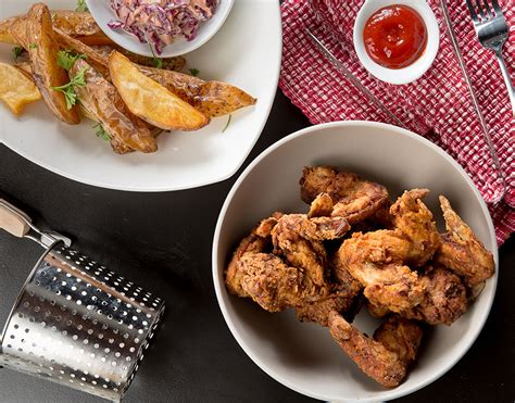 buttermilk-fried-chicken-wings-the-best-dressed image