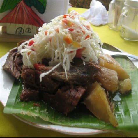 baho-recipe-nicaraguan-beef-plantains-and-yuca image