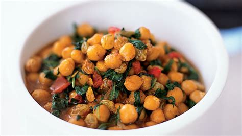 chickpea-and-spinach-stew-recipe-janet-mendel-food image