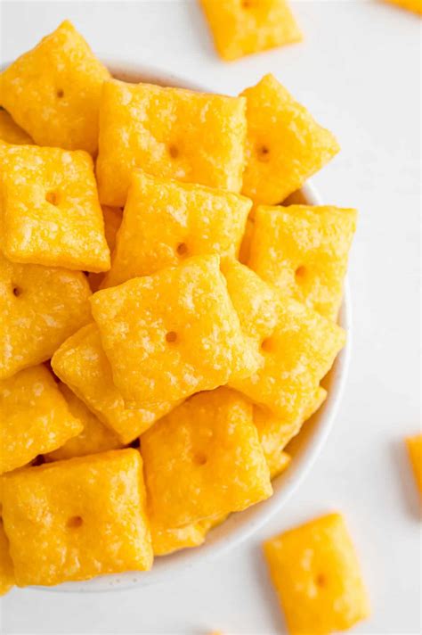 homemade-cheez-its-cheddar-cheese-crackers image