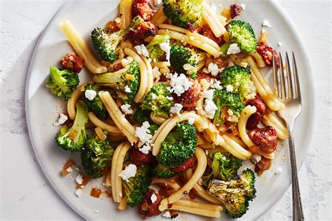 simple-broccoli-sausage-pasta-canadian-living image
