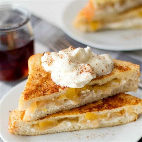 apple-pie-stuffed-french-toast-real-housemoms image