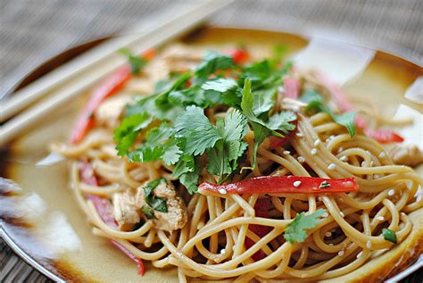 saucy-peanut-noodles-with-chicken-eat-yourself-skinny image