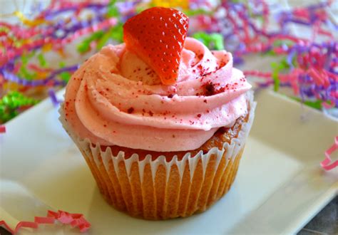 vegan-vanilla-cupcakes image