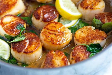 seared-scallops-with-garlic-basil-butter image