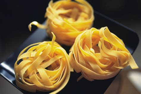 what-is-fettuccine-the-spruce-eats image