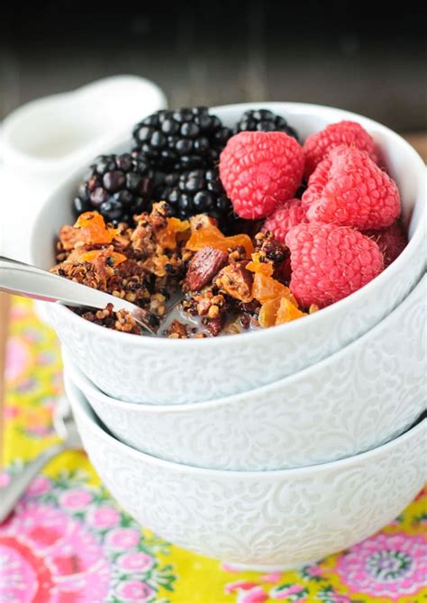 crunchy-quinoa-breakfast-cereal-gluten-free image