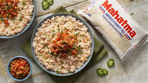 pico-de-gallo-rice-pilaf-with-white-rice-mahatma-rice image