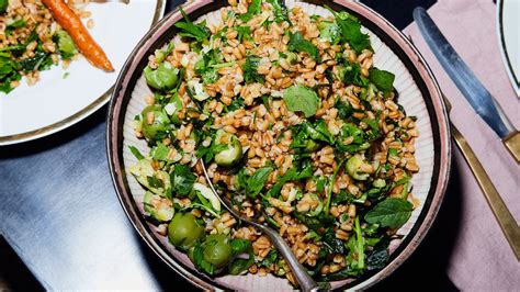 grain-salad-with-olives image