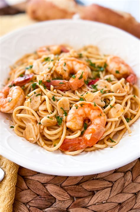 the-best-spaghetti-dish-from-spain-spicy-espaguetis image