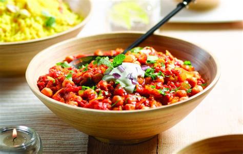 chickpea-and-tomato-curry-healthy-food-guide image