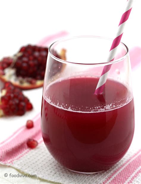 pomegranate-juice-recipe-make-fresh-and-pure-juice image
