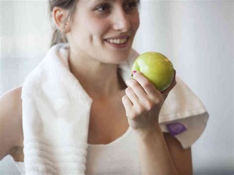 are-apples-weight-loss-friendly-or-fattening image