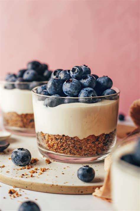 no-bake-vegan-cheesecake-cups-5-minutes image