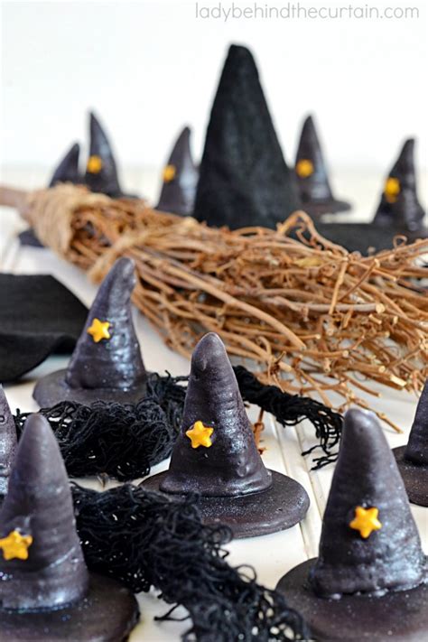 diy-edible-halloween-party-witch-hat-treat image