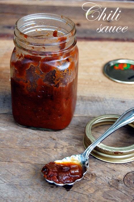 homemade-chili-sauce-an-old-fashioned image