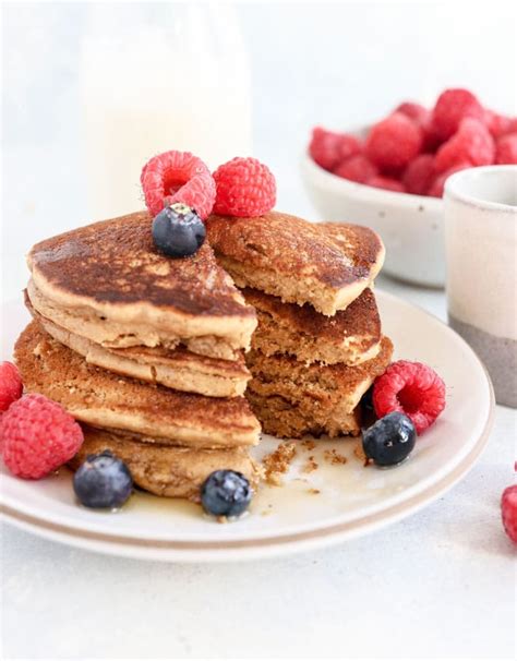 vegan-oat-flour-pancakes-with-aquafaba-detoxinista image