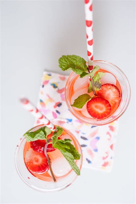 strawberry-gin-mojito-cocktail-recipe-make-me-a image