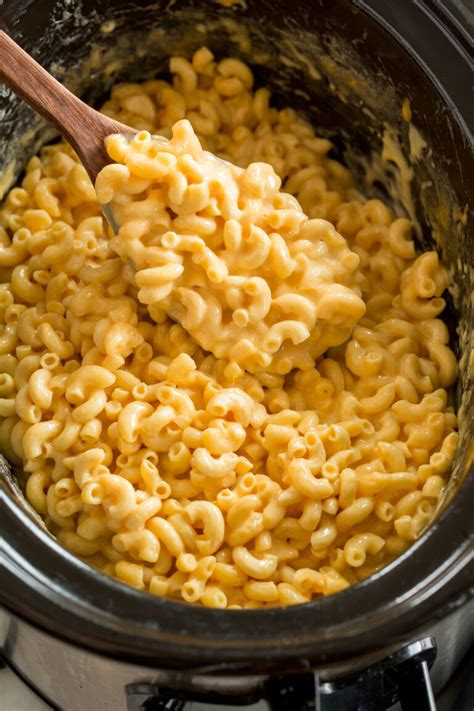 crockpot-mac-and-cheese-cooking-classy image