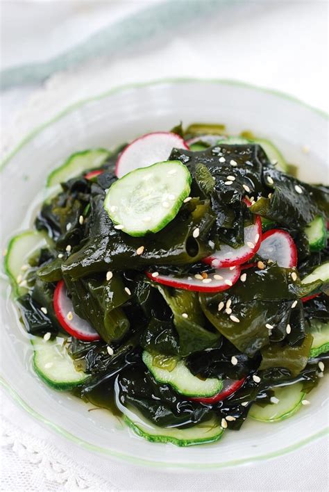miyeok-muchim-seaweed-salad-korean-bapsang image