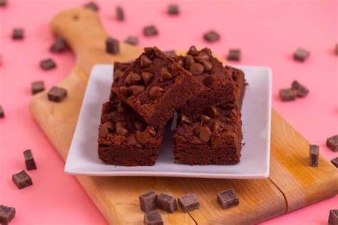 eggless-brownies-recipe-mind-over-munch image