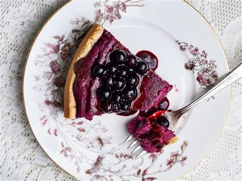 black-currant-cheesecake-recipe-food-wine image