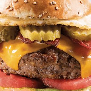 hamburguesa-royal-con-tocino-receta-paso-a-paso image